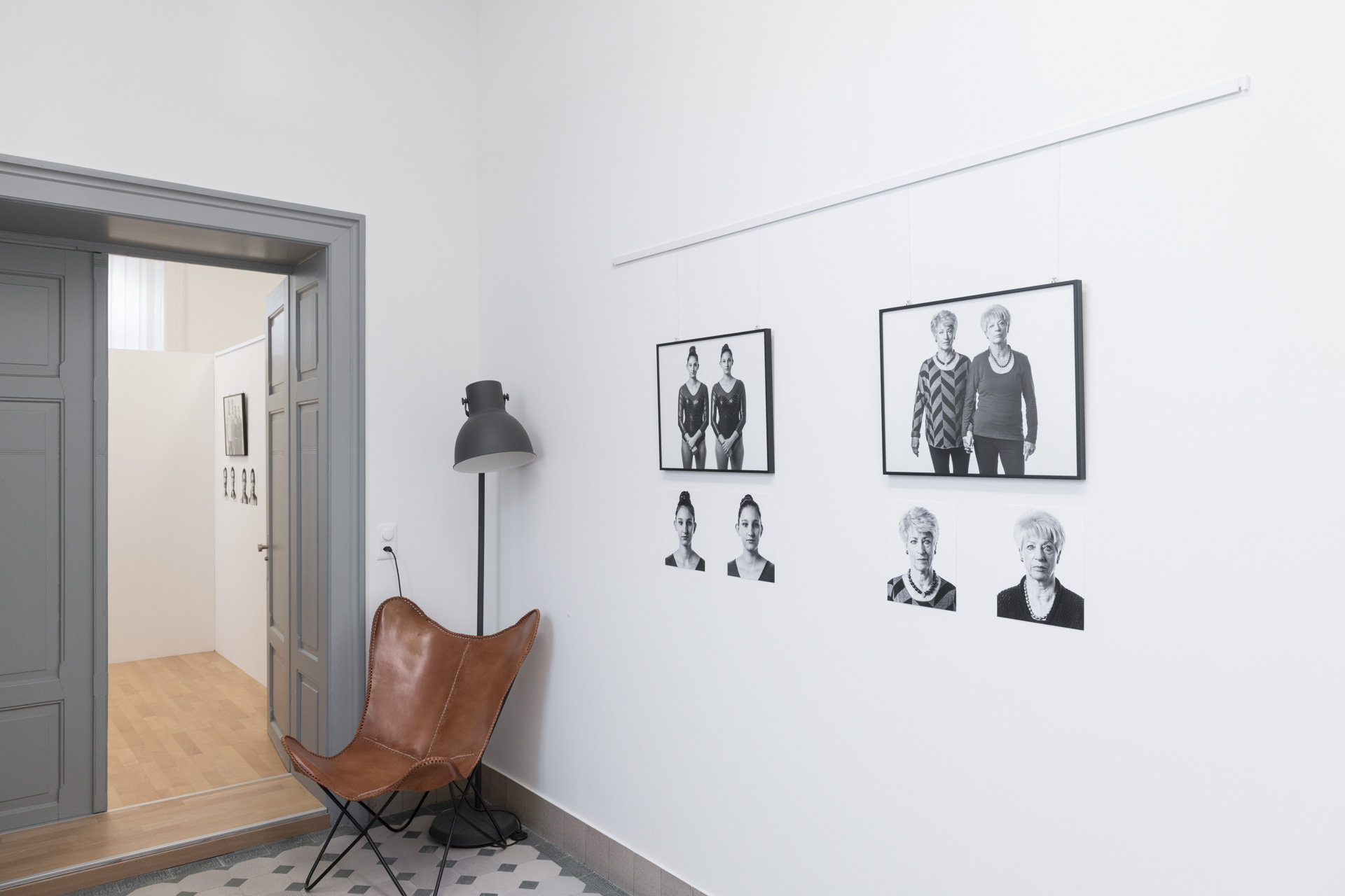 Nächstes Wochenende: ZWILLINGE -verschieden gleich, von Ursula Staub in der Fotogalerie Embrach